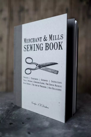 The Sewing Book - Grand-Mère